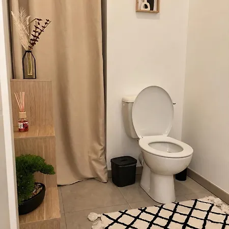 Elegant Avec Terrasse & Vue Degagee דירה